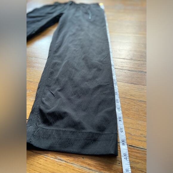 ATHLETA Black Nylon Joggers sz 0 - Picture 13 of 14